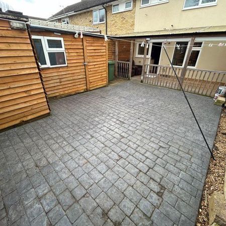 3 bedroom terraced house to rent - Photo 3