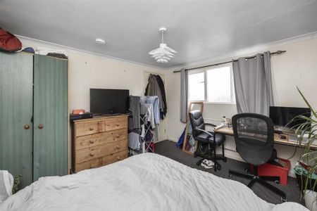 5 bedroom terraced house to rent - Photo 2