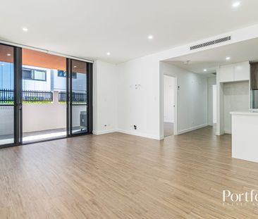Contemporary Ground Floor Apartment Living in Prime North Kellyvill... - Photo 2