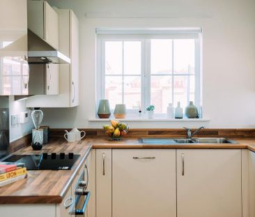 3 bedroom semi-detached house to rent - Photo 4