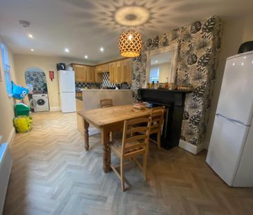 6 bedroom house to rent - Photo 4