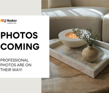 Charming Three Bedroom Home in Sought-After Hackett! - Photo 1