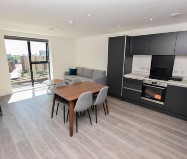 2 bedroom flat to rent - Photo 2