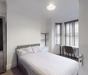 6 bedroom house to rent - Photo 3