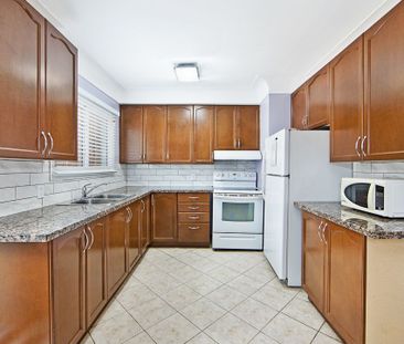 For Lease - 205 Emerson Street, Hamilton, Ontario - Photo 1