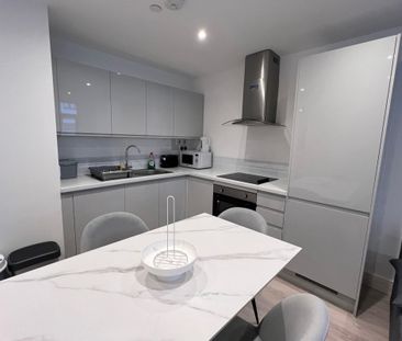 Sloane House - Photo 1