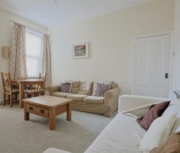 Helmsley Road, Newcastle Upon Tyne - Photo 3