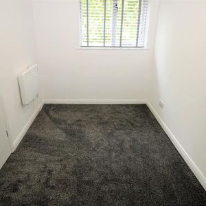 2 bedroom cluster house to rent - Photo 2