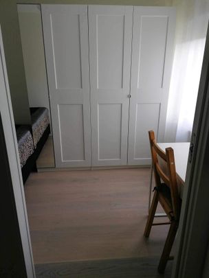 Trefaldighetsvägen, Täby - Photo 1