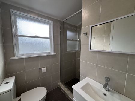 Contemporary Living in Prime Location - Photo 2