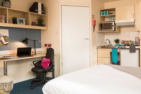 Studio Flat, Creek Road, SE8 - Photo 4