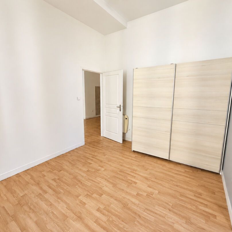 Location Appartement 3 pièces 85m² - Photo 1