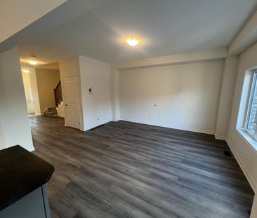 For Lease - 256 Pottruff Road, Brant, Ontario - Photo 1