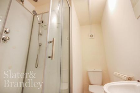 1 bedroom house of multiple occupation to rent - Photo 5