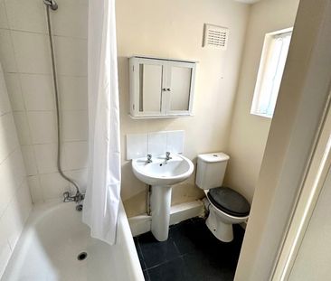 3 Bed Terraced House, Dane St, L4 - Photo 6