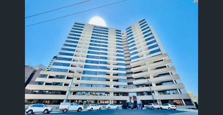 The Spacious Sun-filled 1 Bedroom + Study Apartment In the Heart of Liverpool - Photo 3