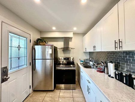 240 Marier Avenue Unit 3 - Photo 3