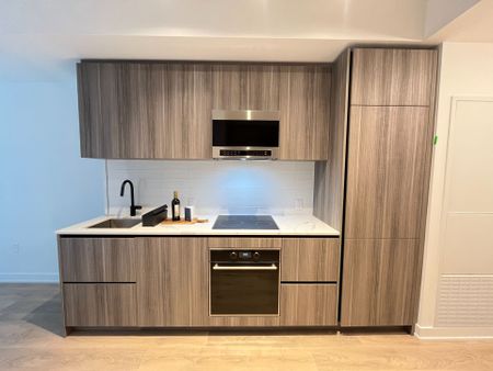 For Lease - 127 Broadway Avenue Unit# 1408, Toronto, Ontario - Photo 2