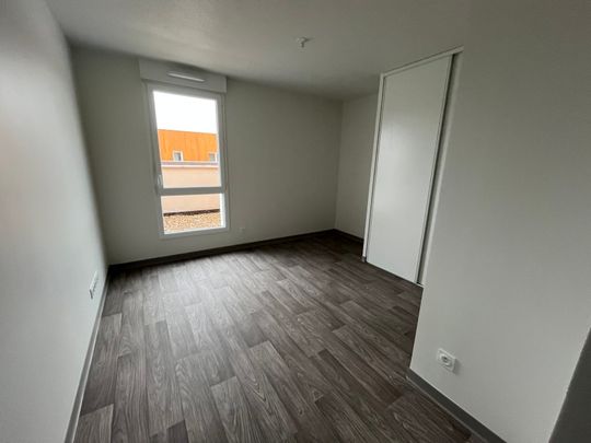 Location Appartement 1 pièce 18m² FRANQUEVILLE ST PIERRE 76520 - Photo 1