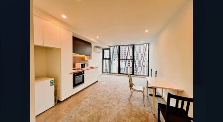 28 Bouverie Street, Melbourne - Photo 2