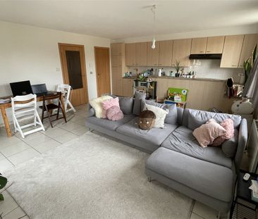 Gunstig gelegen 2 slaapkamer duplex appartement met garage. - Photo 1