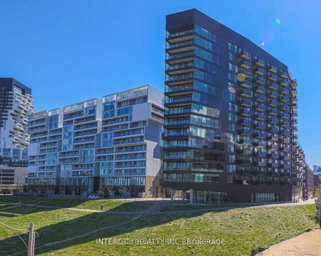 River City I Lofts 51 , #823 - Photo 4