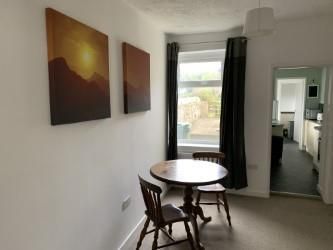 2 bedroom private hall to rent - Photo 3