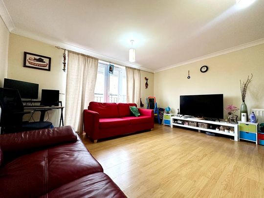 3 bedroom townhouse to rent - Photo 1