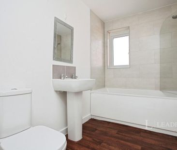 3 bedroom semi-detached house to rent - Photo 6