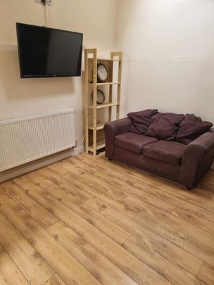 4 bedroom house to rent - Photo 1