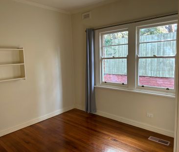 140 Maud Street, Balwyn North VIC 3104 - House For Rent | Domain - Photo 6