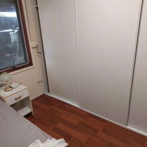 Hackham West - Photo 2