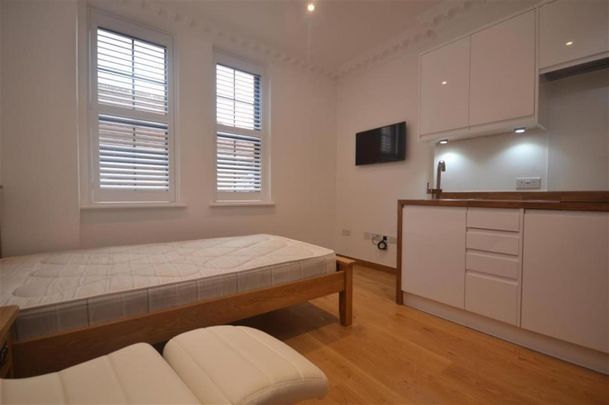 1 bedroom Flat To Let - Photo 1