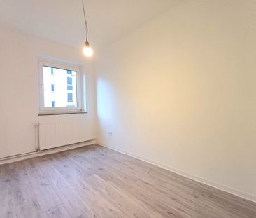 Kernsaniert! 3-Zimmer-Wohnung mit Balkon - Photo 6