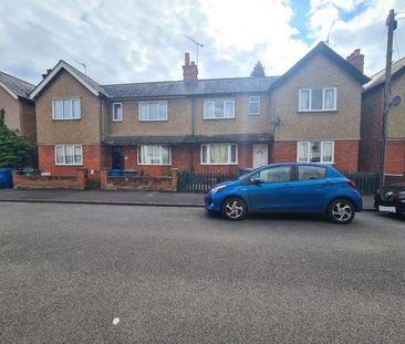 Maidenhead, Berkshire, SL6 - Photo 5