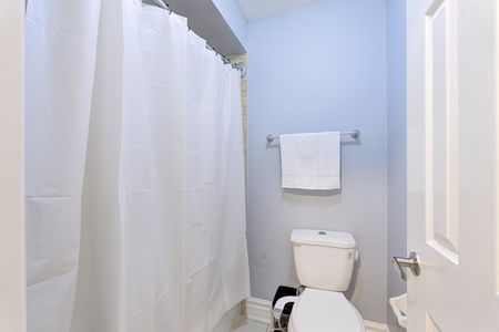 For Lease - 83 Commodore Drive, Brampton, Ontario - Photo 3