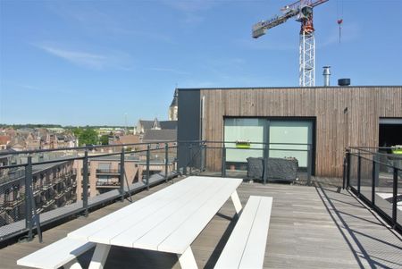 Luxueus gemeubeld appartement op wandelafstand van station. - Foto 5