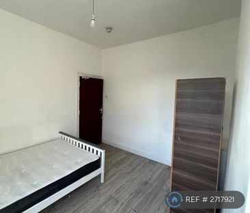 1 bedroom in a house share to rent - Photo 6