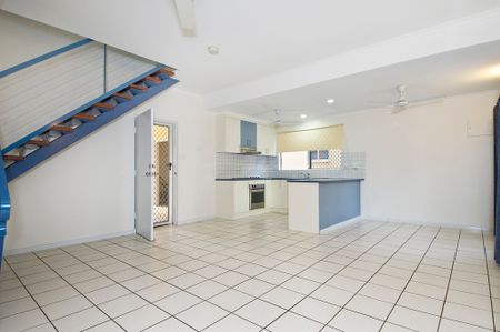 4/33 Lancewood Street - Photo 3