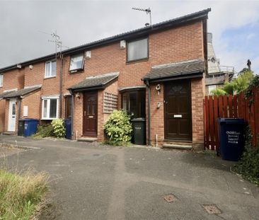 2 bedroom Student End of terrace house to rent in Windmill Court, N... - Photo 2