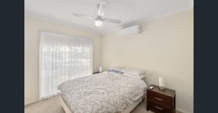 NEAT & TIDY TOWNHOUSE - Photo 3