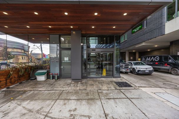 For Lease - 111 Bathurst Street Unit# 1214, Toronto, Ontario - Photo 1