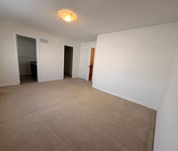 For Lease - 492 Church Street, Markham, Ontario - Photo 5