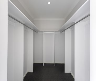 9 Overture Road, Strathtulloh VIC 3338 - House For Rent | Domain - Photo 2