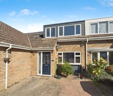 3 bedroom mid-terrace to rent Coombelands, SG8 - Photo 2