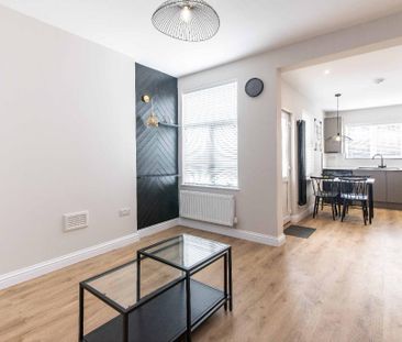 3 bedroom detached house to rent - Photo 2