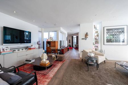 5 bedroom detached house to rent - Photo 3