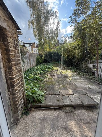 1 Bed Flat, Percy Road, N12 - Photo 5