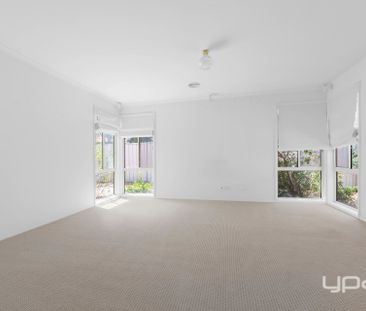 FAMILY HOME DESIRED BY ALL! - Photo 4