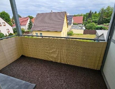 Helle 2-Raum-Wohnung mit Balkon & Einbauküche - Photo 1